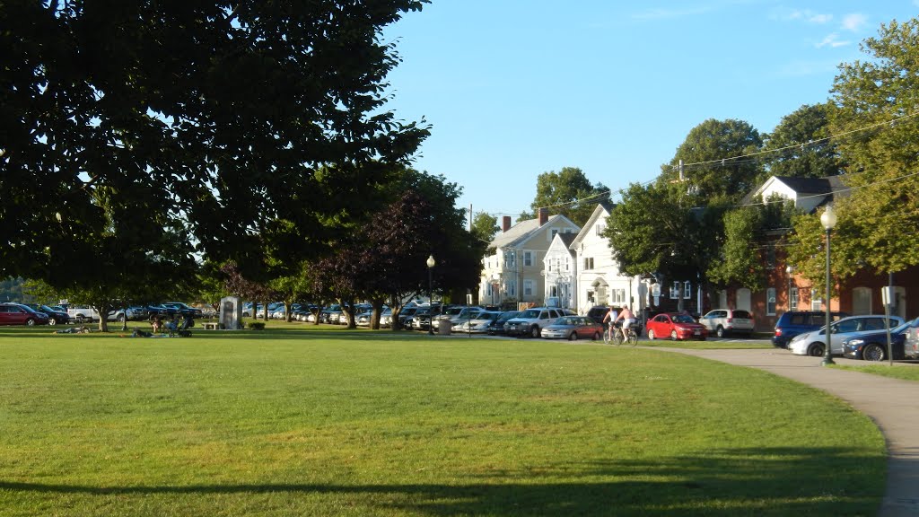 Bristol, RI, Independence Park [10.08.2013] by Bogdan Tapu