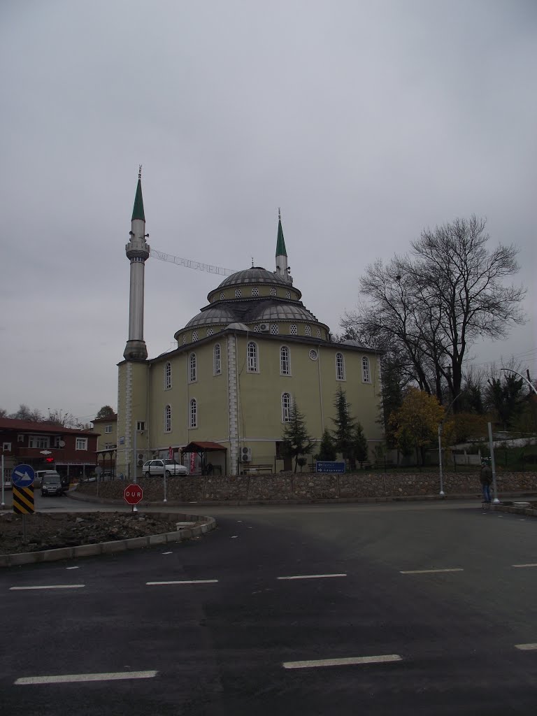 Kartepe, Acısu Camii by Kasım OKTAY