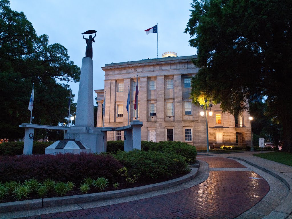 Downtown, Raleigh, NC, USA by Isaac Mitropoulos