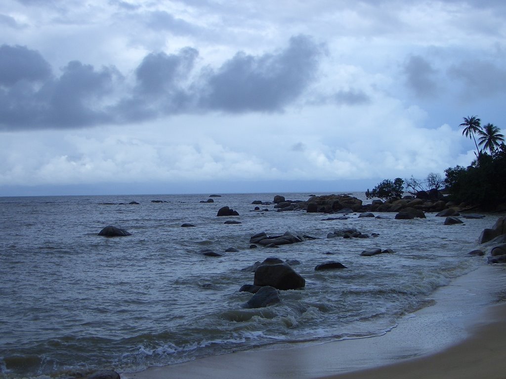 Pasir Panjang Beach Singkawang by sjamsiar