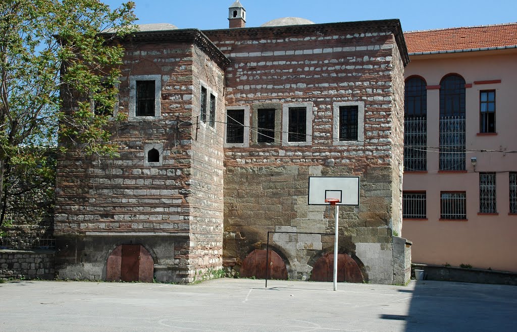 Vefa Lisesi (Vefa High School), Şehzadebaşı, Fatih, İstanbul by Seref Halicioglu