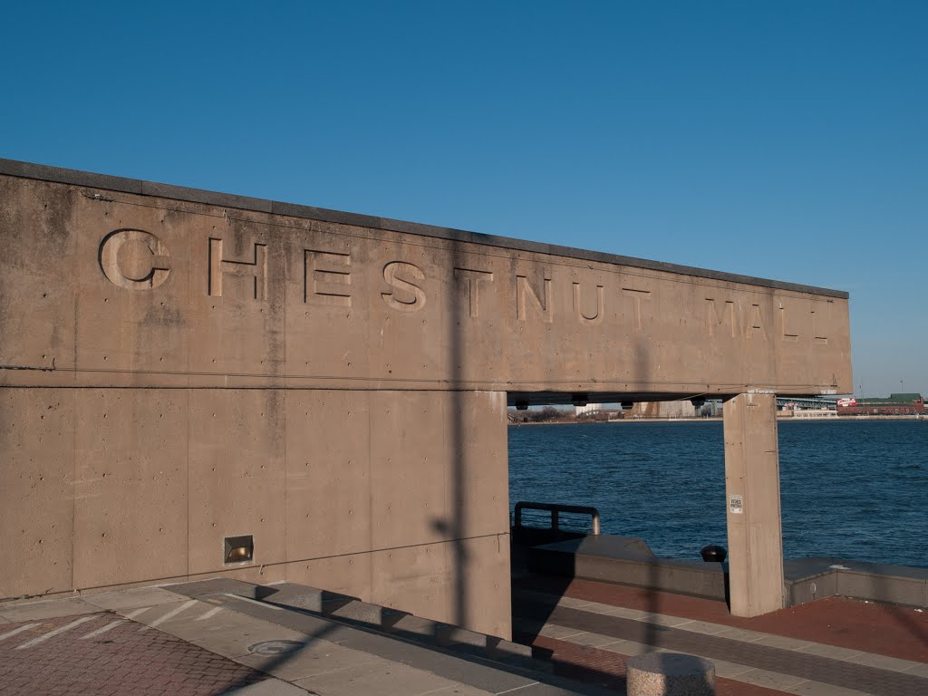 Penns Landing, Philadelphia, PA, USA by Isaac Mitropoulos