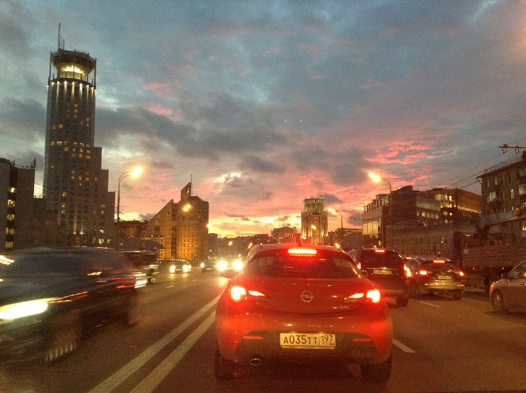 Закат в Москве / Sunset in Moscow by A. Diament