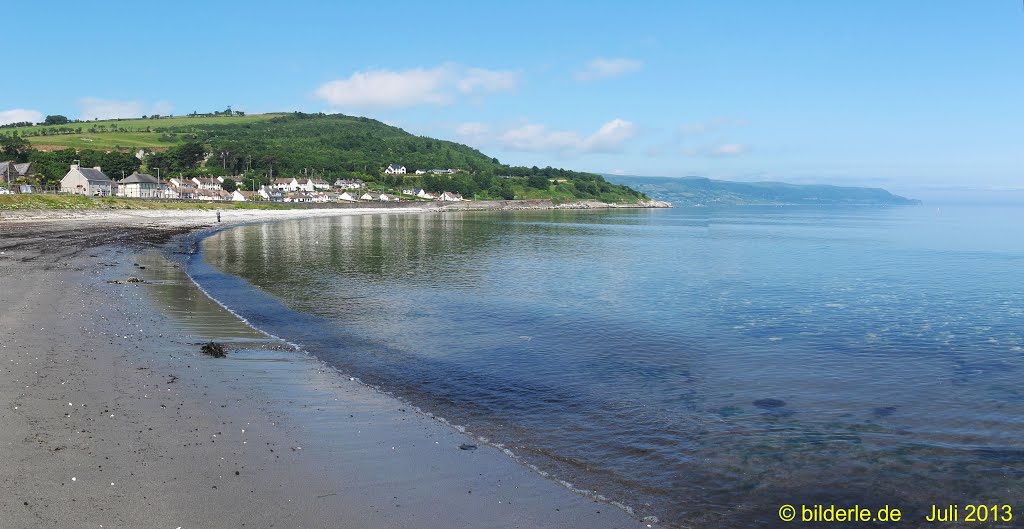 Larne, Glenarm, Vereinigtes Königreich; Strand by bilderle.de