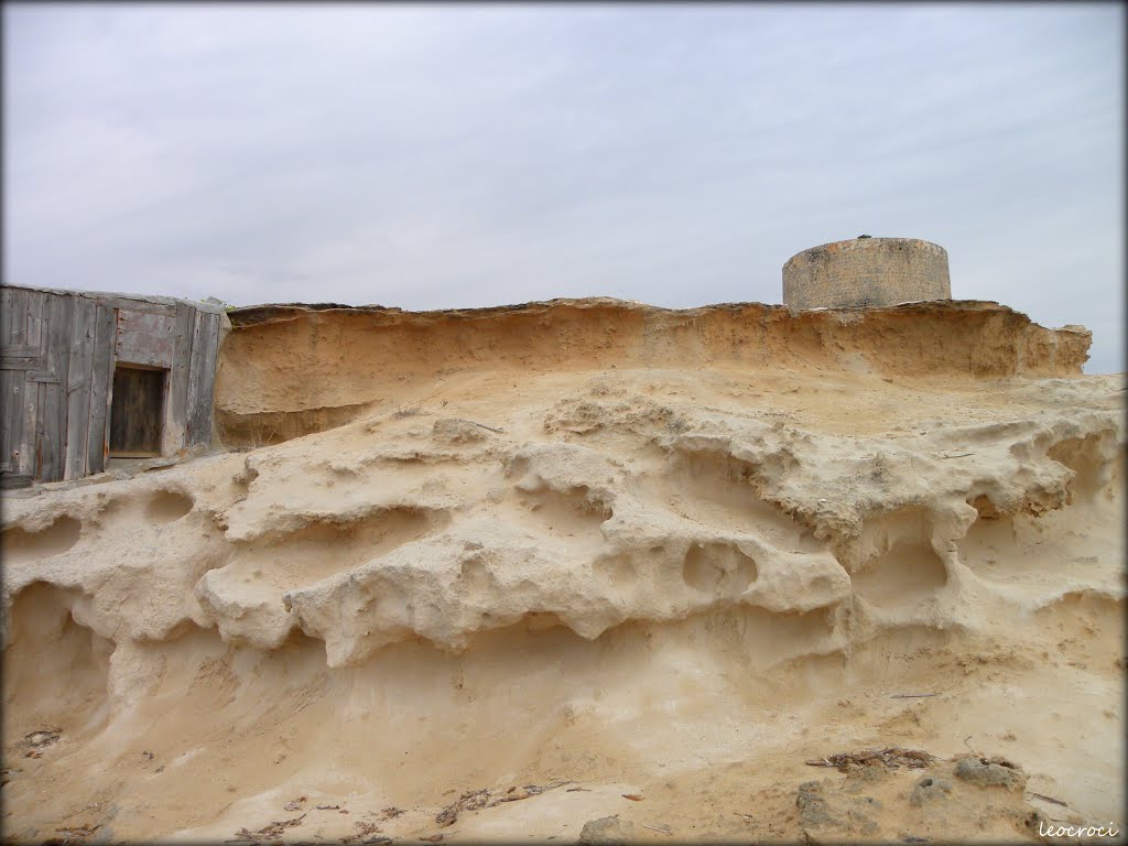 Torre,caseta,piedra by leonoracroci