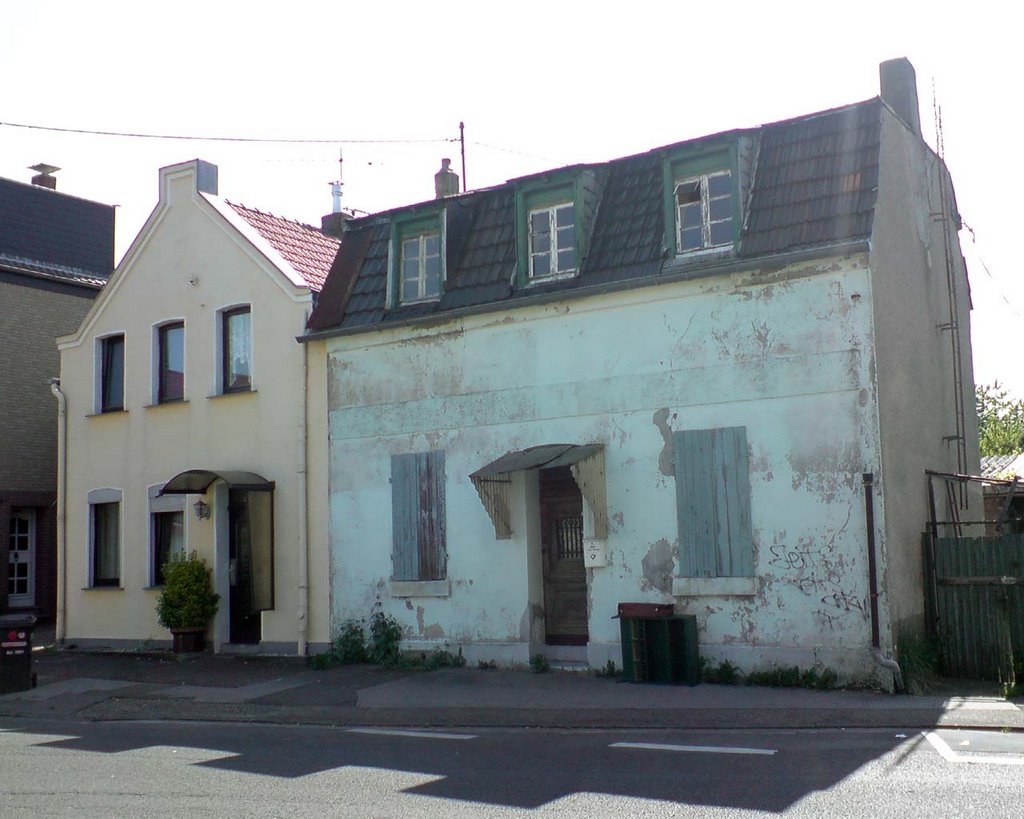 Köln-Sürth.Alte Haus bei Bergstr. by marhelle