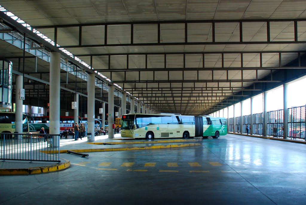 Estación de Autobuses de la Plaza de Armas (Sevilla) by Manuel López Gutiérr…