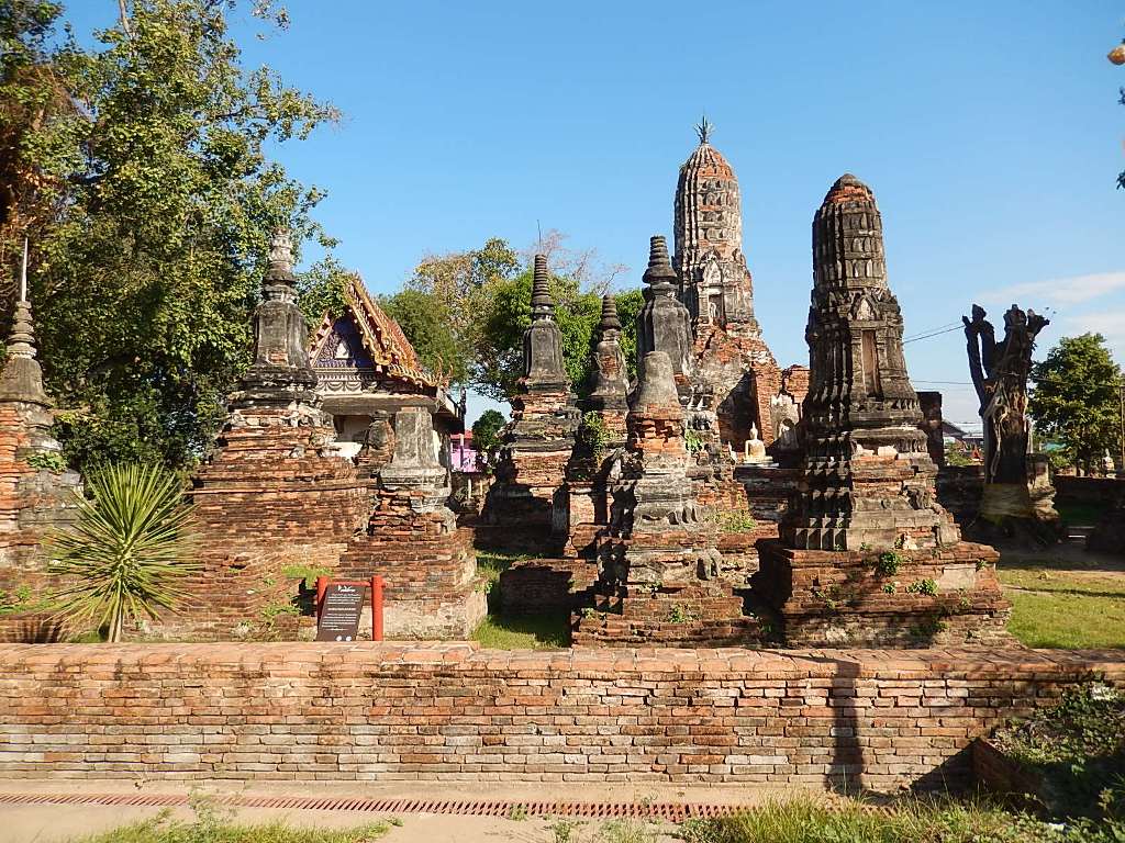 Wat Choeng Tha Historic by yasufumi yoshizawa