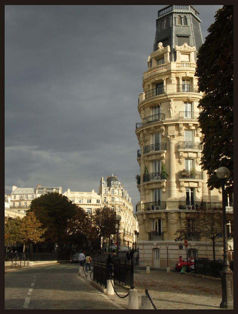 Cartier du Luxembourg, Paris. by M desPlanteurs