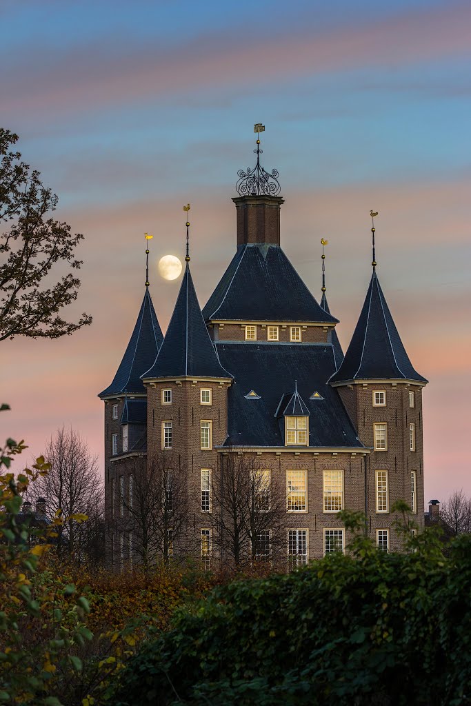 Kasteel Heemstede by Erik van den Ham