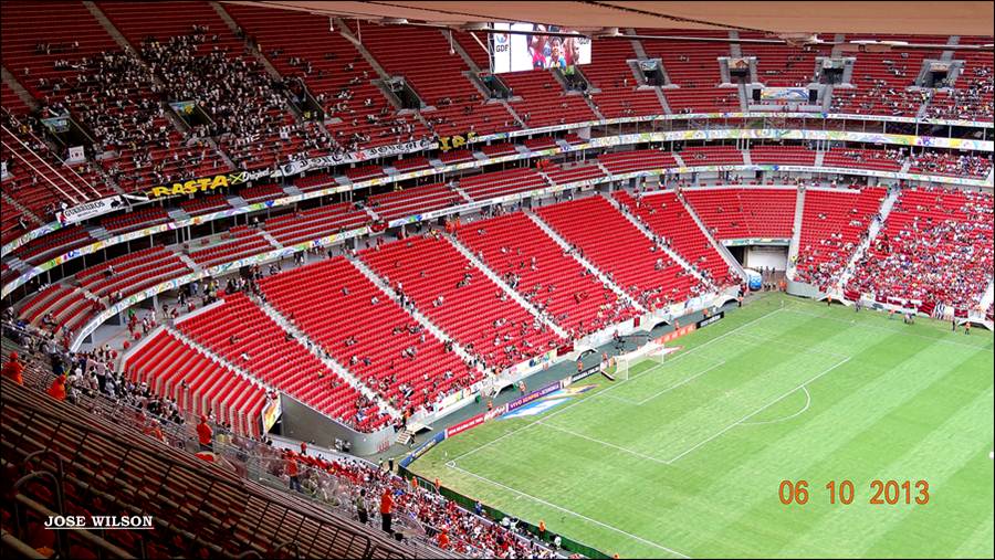 ESTADIO MANÉ GARRINCHA EM BRASILIA - DF by Jose Wilson