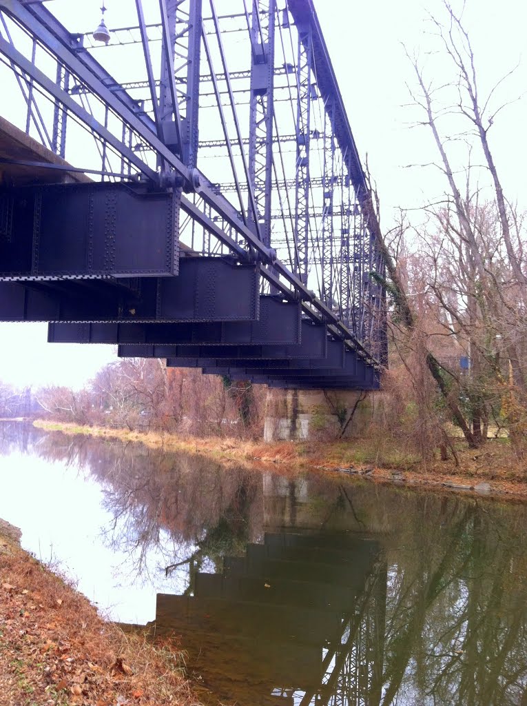 Arizona Avenue trestle bridge, Capital Crescent Trail, C& O Canal, Canal St, Washington DC by Midnight Rider