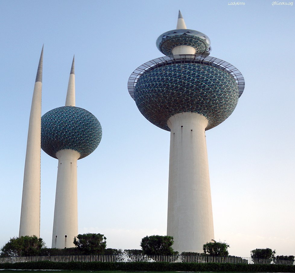 Fatty Kuwait Towers by http://q8geeks.org