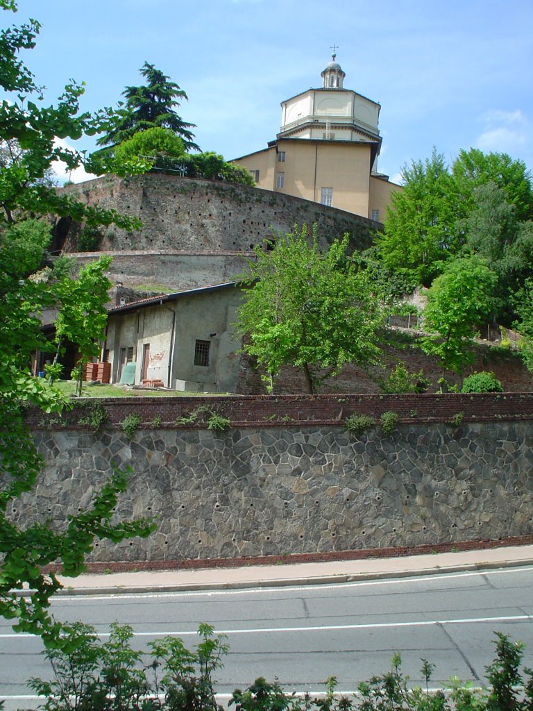 Borgo Po, Torino, Italy by amorgan