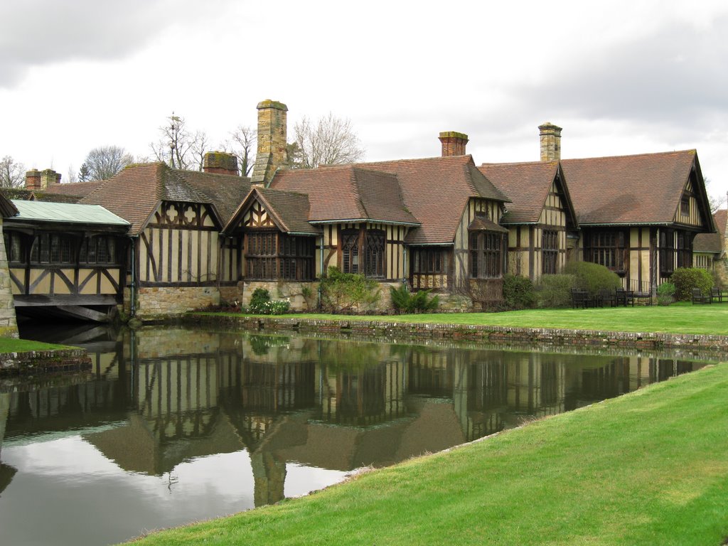 Hever Castle by martakowal