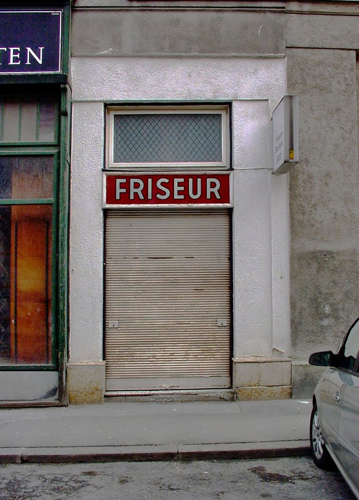 Friseur - Vienna by Roger Grund