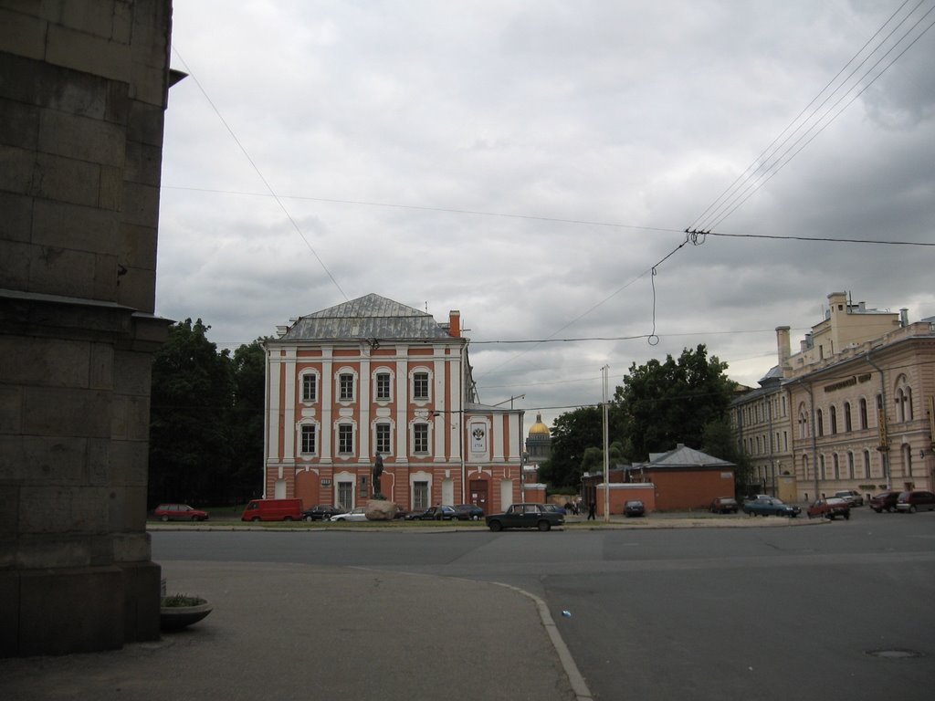 Sakharov's Place - Площадь Сахарова, Санкт-Петербургский Государственный университет by V.A.P