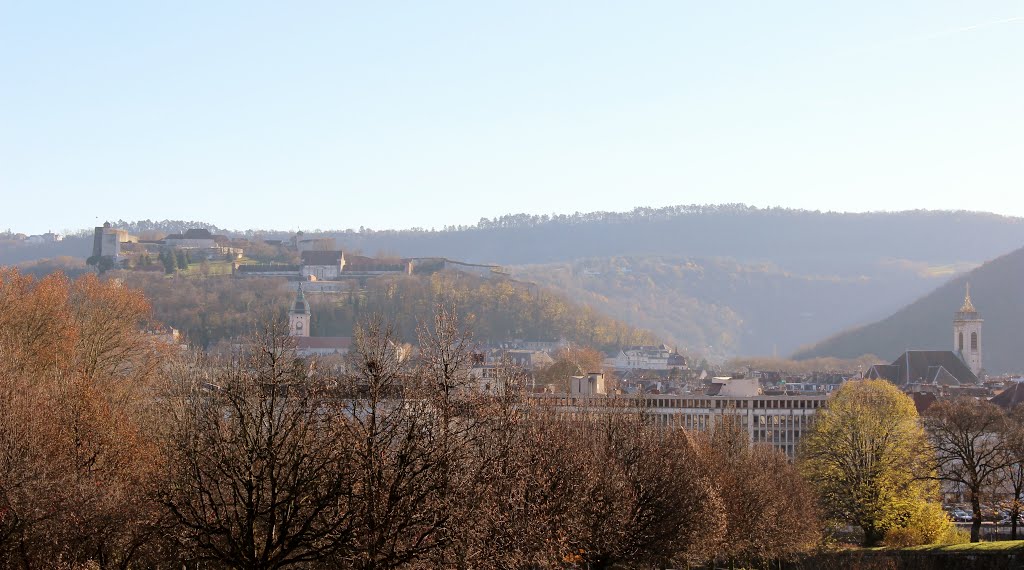 Besançon (25) 7 déc 2013. La ville vue depuis le Parc des Glacis. by nouchetdu38