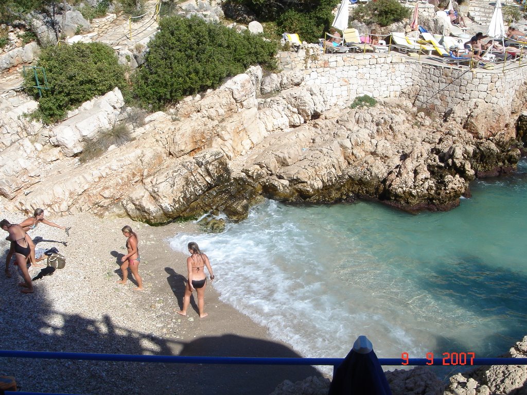 Küçük çakıl derya beach by ermanertung