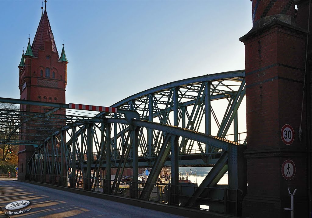 Hubbrücke am Burgtor, Lübeck - (C) by Salinos_de SH by SalinosⒸ