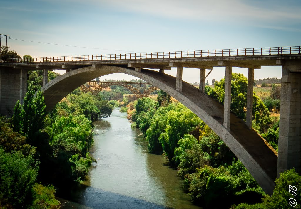 Arch bridges by JaX Chile