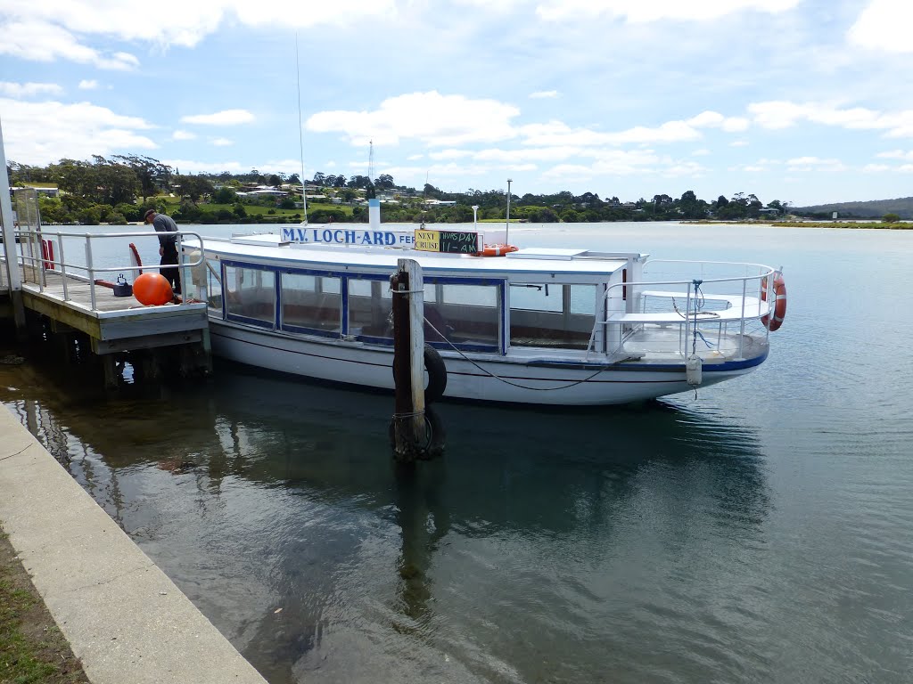 Mallacoota Boat Cruise by Peter Ermel