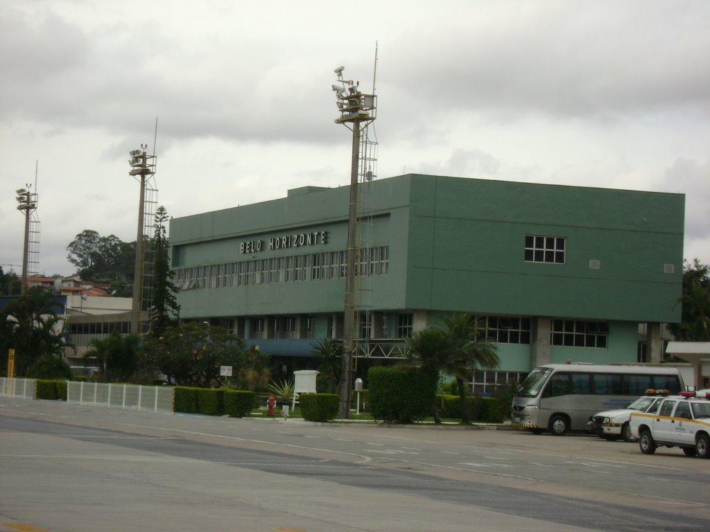 Aeroporto de Belo Horizonte/MG - Brasil - abril de 2008 by Hensil