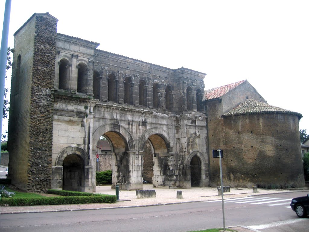 Bourgogne Autun Porte Saint-Andre by rene boulay