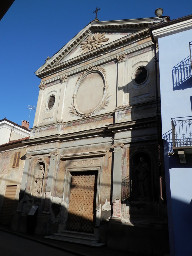 Chiesa di San Giovanni Battista della Confraternita dei Battuti Neri, Carrù by Vaiale