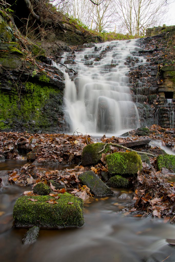 WHITE COPPICE LODGE WATERFALL, WHITE COPPICE, LANCASHIRE, ENGLAND. by ZACERIN