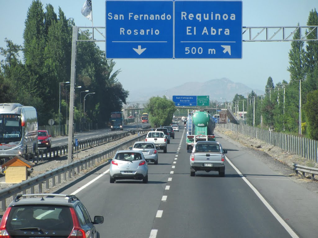 Km.99.- Acceso a Requinoa a 500m.- Al Sur by Luis Cesar