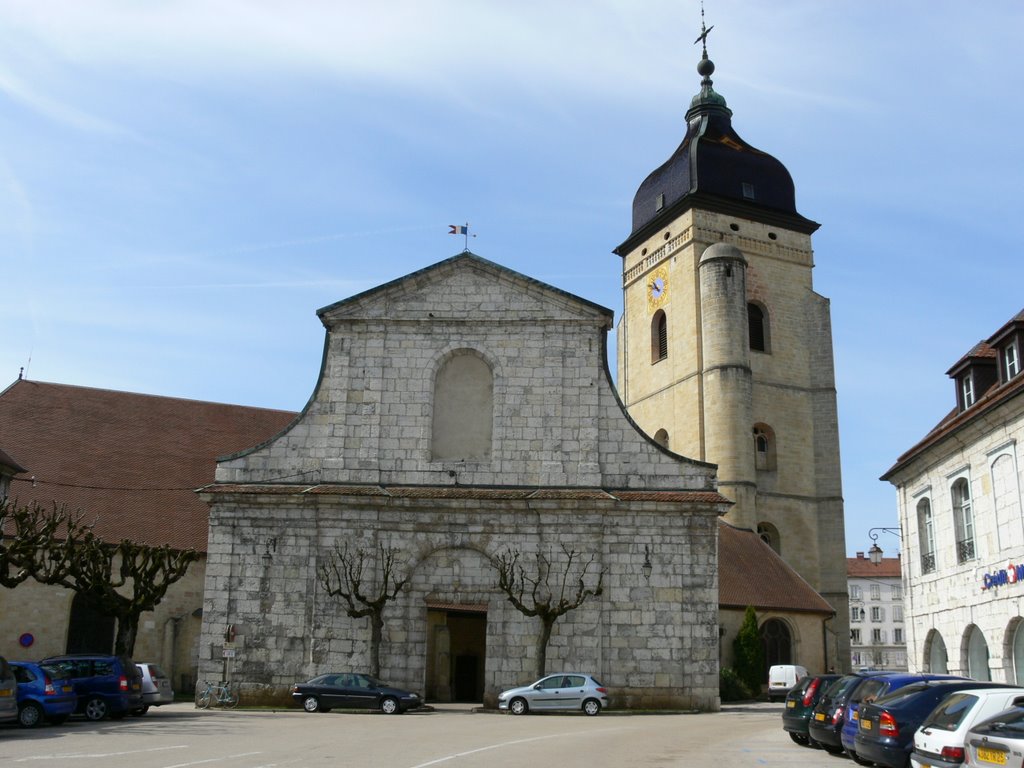 Pontarlier - Eglise St-Bénigne (Doubs) by Naru Kenji