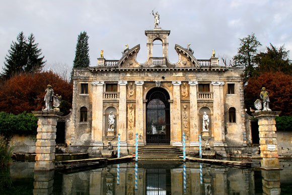 Villa Barbarigo Valzansibio by HeikoTrurnit