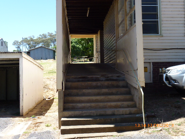 Cowra - Hospital, Older Building at the rear of the facility - 2013-12-12 by sandyriva