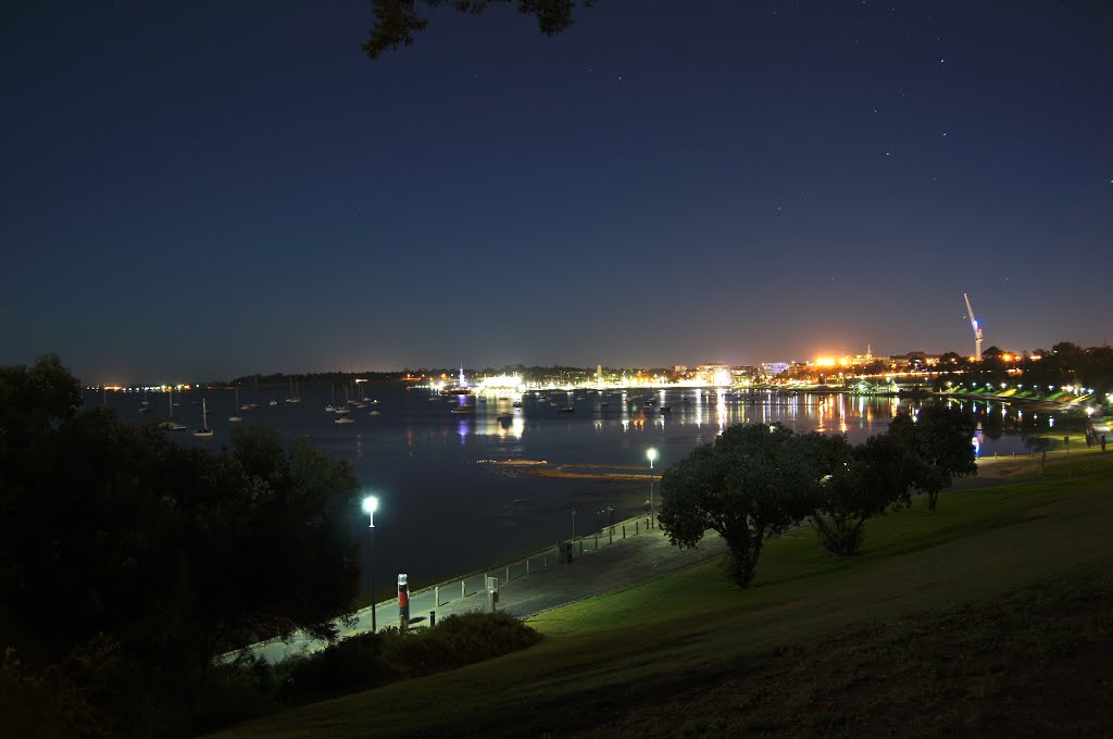 Geelong by night by Moho84