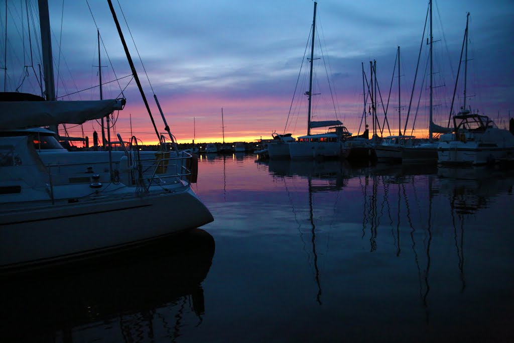 Laboe Hafen am Abend I by leone marino