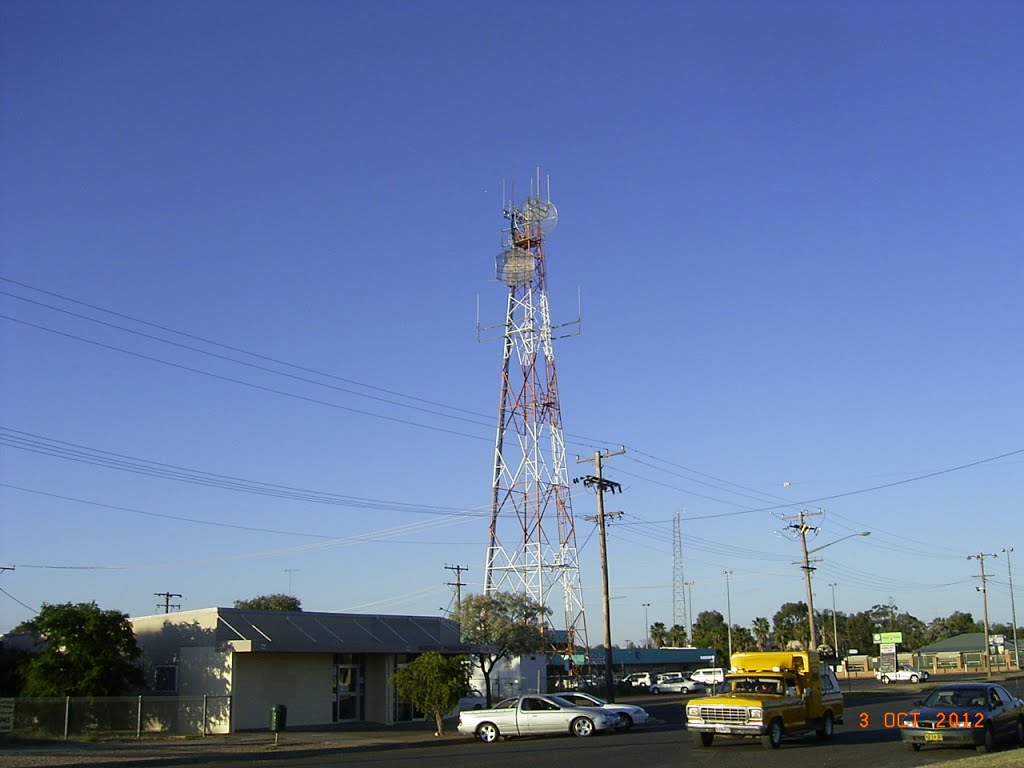 Lightning Ridge, Telstra Tower- 2012-10-04 by sandyriva