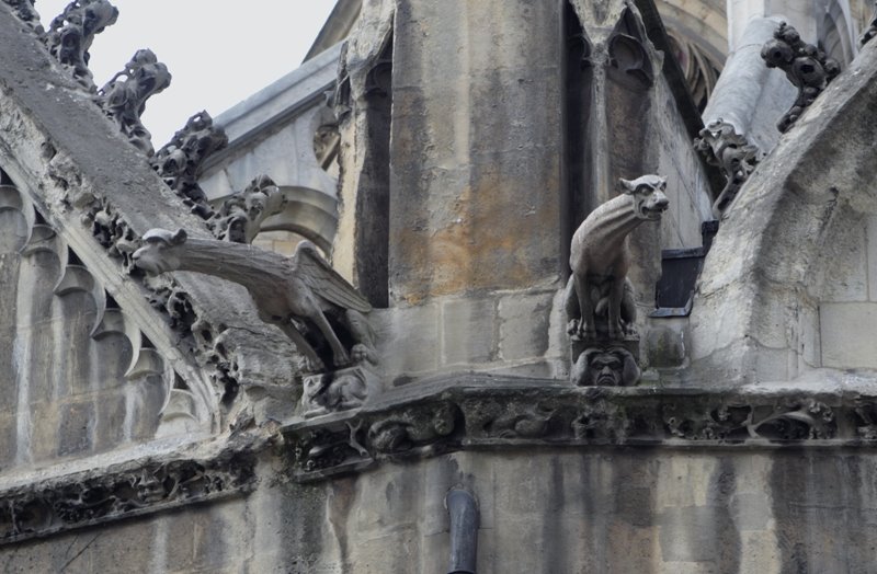 Particolare facciata chiesa di Saint Severin by Luca Andrighetto