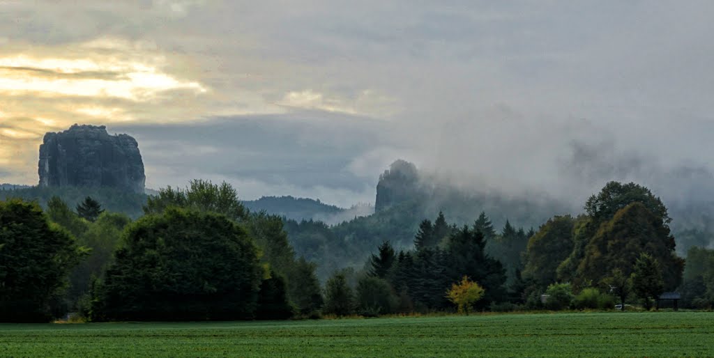 Schrammsteinblick Bad Schandau by Andreas Pattermann