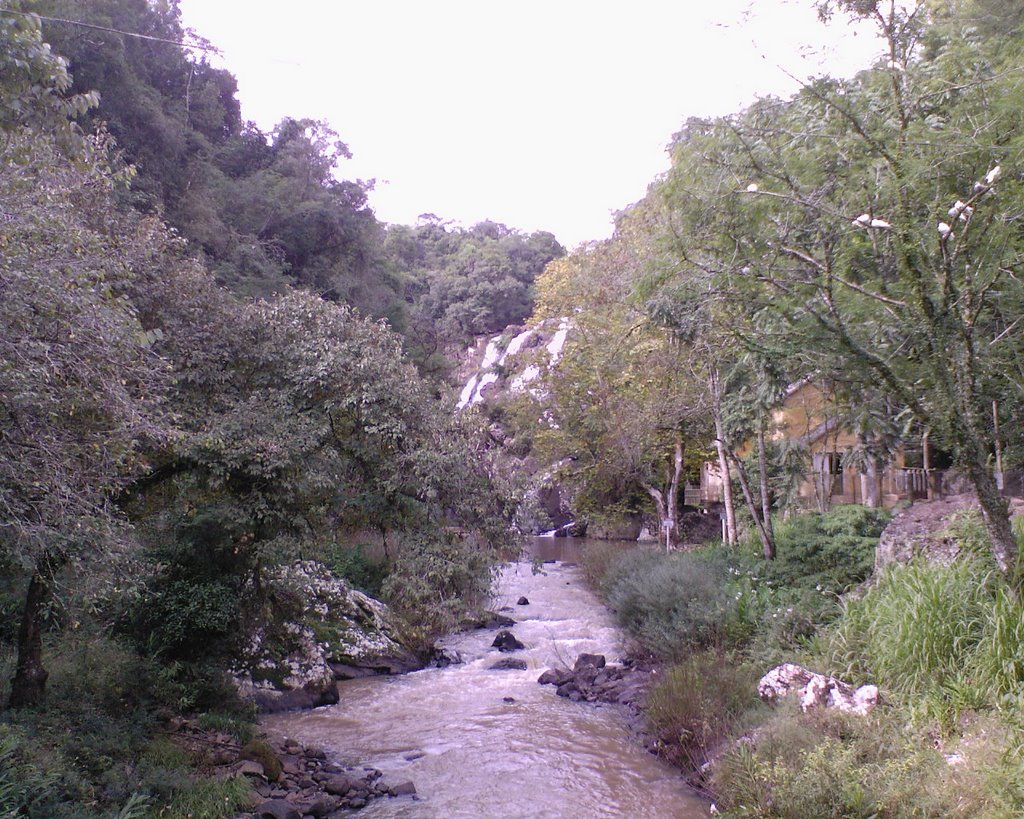 Cachoeira São Miguel by Archimedes