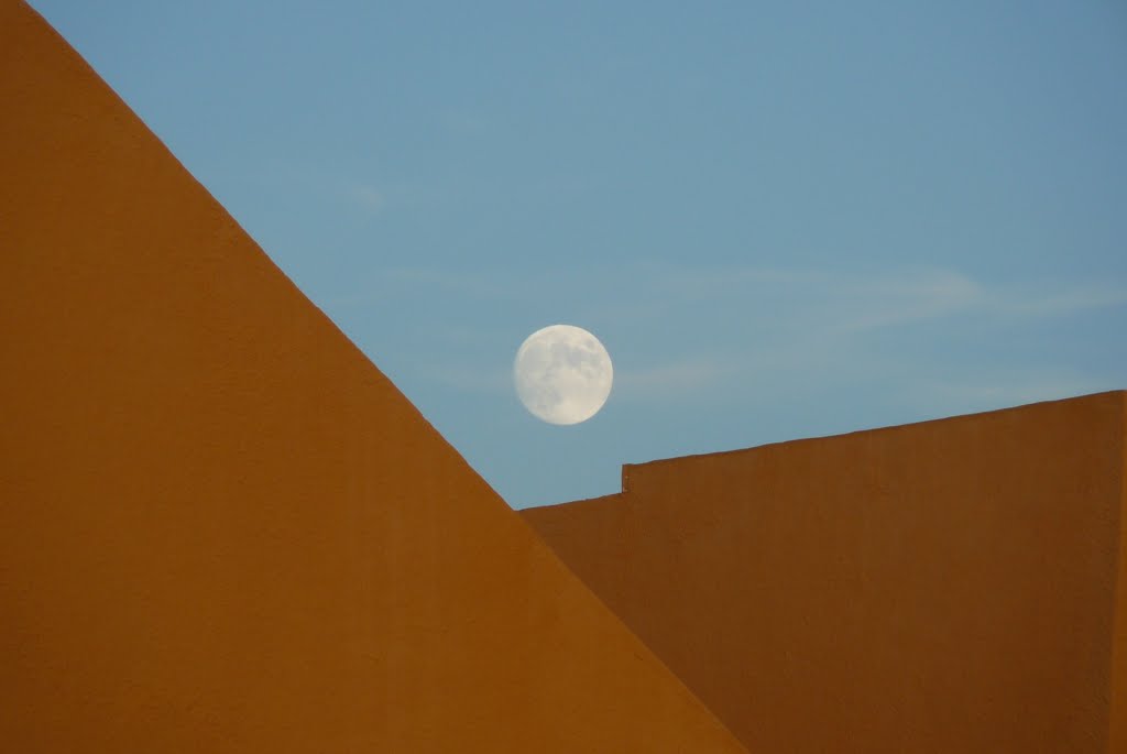 The moon on Guggenheimixeddu by Angelo Rosanio