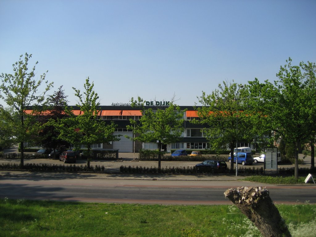 JP - Bedrijven centrum De Dijk - Buro Blauw by Jaap Peters