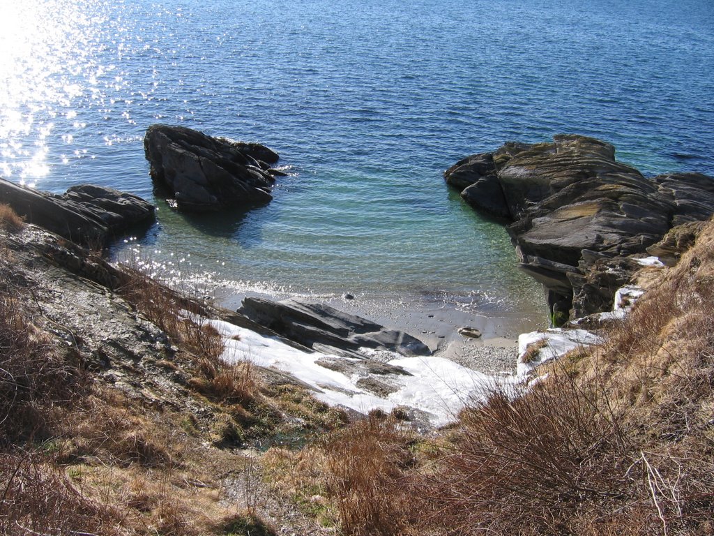 Secret Beavertail Beach by newportjazz