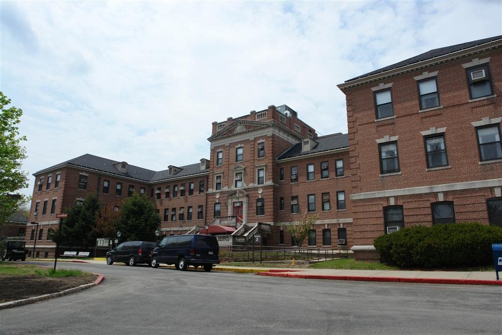 VA Hospital - Bedford, MA by John M Sullivan