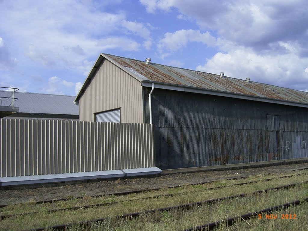 Mudgee - Railway, Former Maintenance Shed - 2012-11-05 by sandyriva