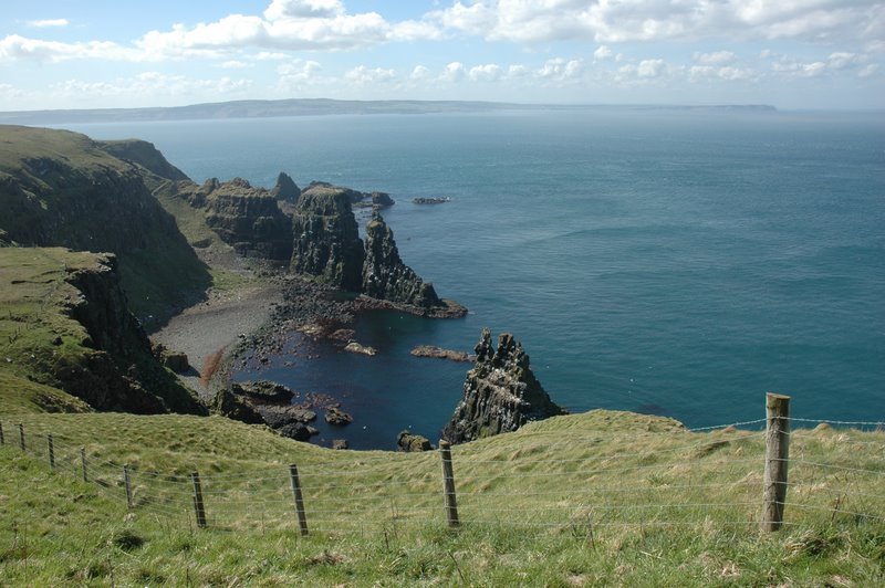 Near West Lighthouse, Rathlin Island by bdomokos