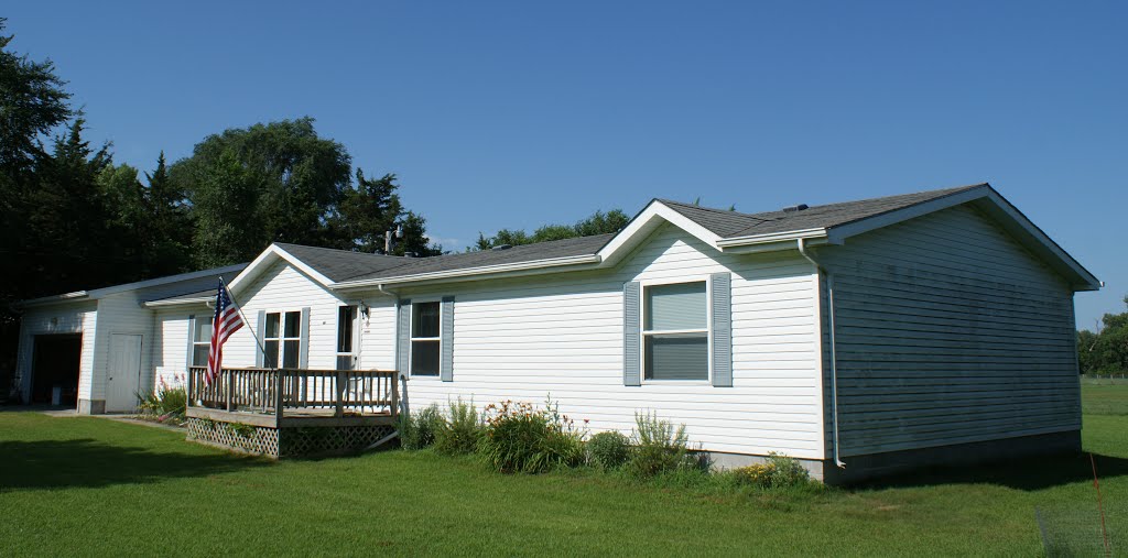 Ericson, NE: Baptist Parsonage by pylodet