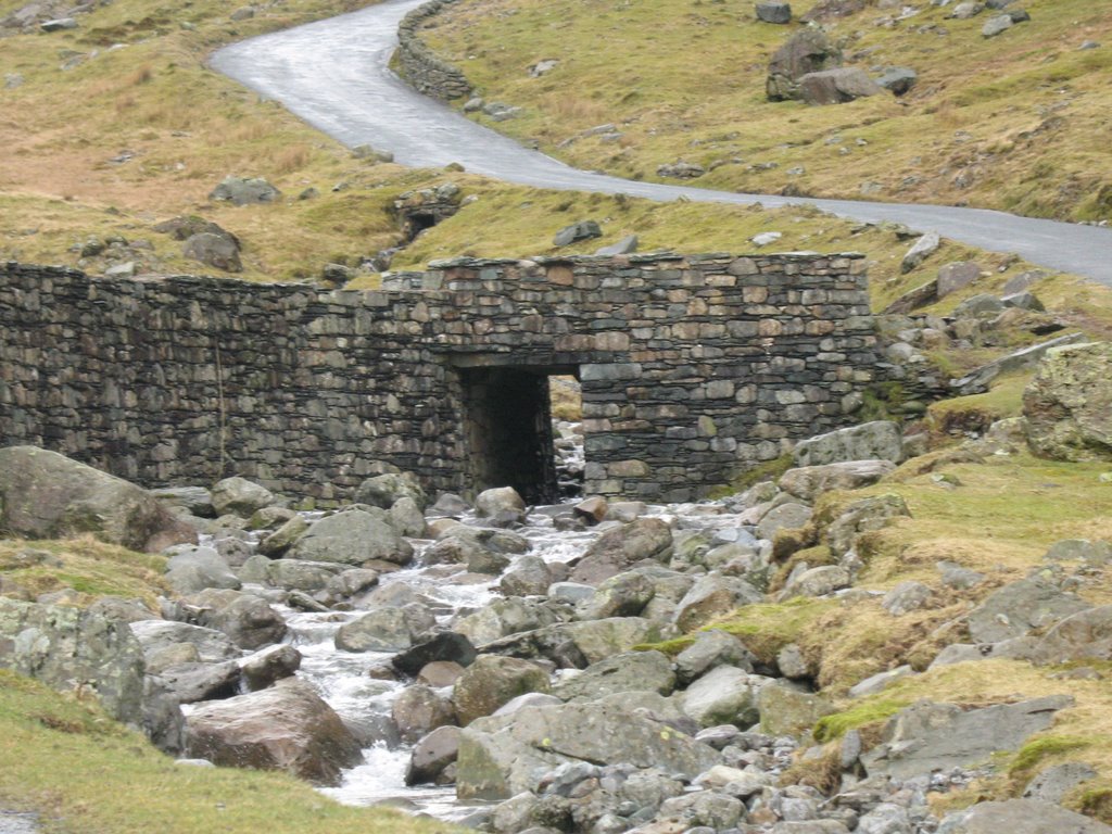 Stream Bridge in Honister Pass by europe08_ncompass