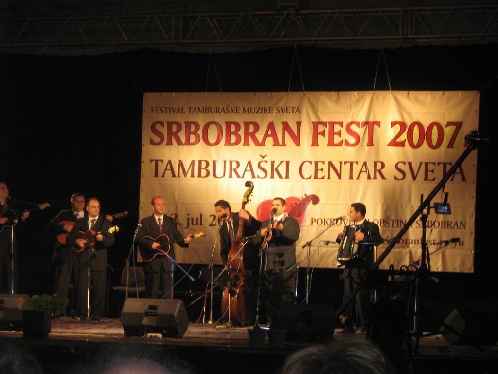 Tamburaski festival by Ljuba Jovanovic