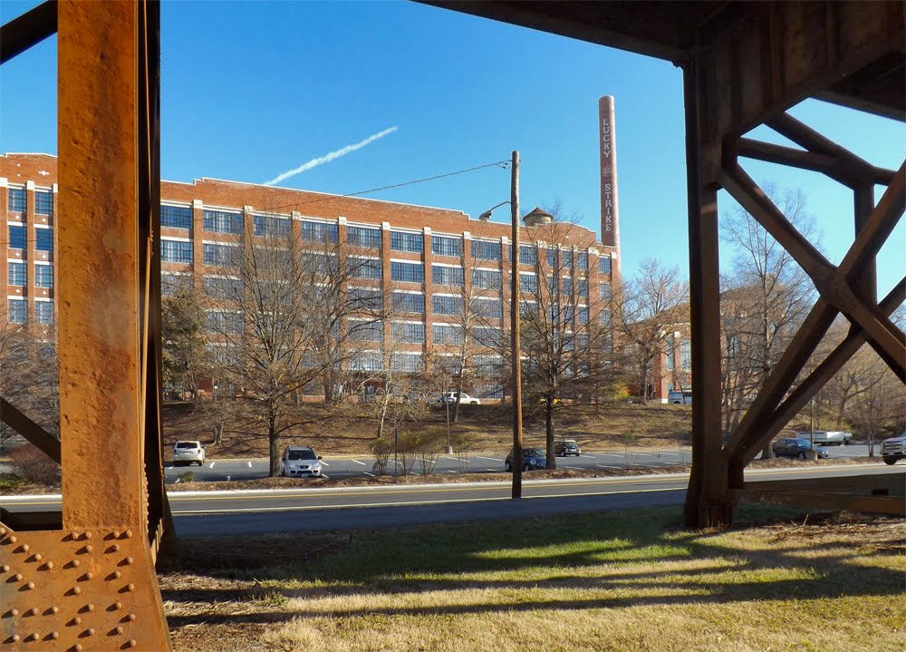 Old Tabacco Warehouse, now Condos, Richmond, VA by r.w.dawson